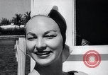 Standbild Badehauben Florida United States USA, 1958, aus Sekunde 31 historischem Filmmaterial Videoclip 65675029305