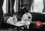 Standbild Prince Hiro Japan, 1960, aus Sekunde 9 historischem Filmmaterial Videoclip 65675029307