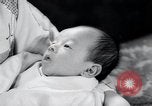 Standbild Prince Hiro Japan, 1960, aus Sekunde 20 historischem Filmmaterial Videoclip 65675029307