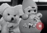 Standbild Prince Hiro Japan, 1960, aus Sekunde 22 historischem Filmmaterial Videoclip 65675029307