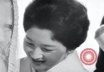 Standbild Prince Hiro Japan, 1960, aus Sekunde 36 historischem Filmmaterial Videoclip 65675029307