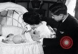 Standbild Prince Hiro Japan, 1960, aus Sekunde 39 historischem Filmmaterial Videoclip 65675029307