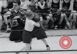 Standbild Kind Boxturnier Annapolis Maryland USA, 1960, aus Sekunde 19 historischem Filmmaterial Videoclip 65675029309