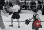 Standbild Kind Boxturnier Annapolis Maryland USA, 1960, aus Sekunde 31 historischem Filmmaterial Videoclip 65675029309