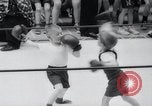Standbild Kind Boxturnier Annapolis Maryland USA, 1960, aus Sekunde 41 historischem Filmmaterial Videoclip 65675029309