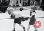 Standbild Kind Boxturnier Annapolis Maryland USA, 1960, aus Sekunde 43 historischem Filmmaterial Videoclip 65675029309