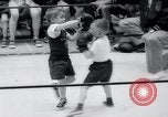 Standbild Kind Boxturnier Annapolis Maryland USA, 1960, aus Sekunde 51 historischem Filmmaterial Videoclip 65675029309