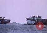 Immagine di Il sollevamento della bandiera americana di Iwo Jima Iwo Jima, 1945, secondo 12 filmato di repertorio 65675029325