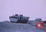 Immagine di Il sollevamento della bandiera americana di Iwo Jima Iwo Jima, 1945, secondo 15 filmato di repertorio 65675029325