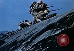 Immagine di Il sollevamento della bandiera americana di Iwo Jima Iwo Jima, 1945, secondo 43 filmato di repertorio 65675029325