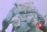 Standbild Artillerie Beschuss Iwo Jima, 1945, aus Sekunde 1 historischem Filmmaterial Videoclip 65675029326