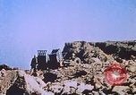 Standbild Artillerie Beschuss Iwo Jima, 1945, aus Sekunde 18 historischem Filmmaterial Videoclip 65675029326