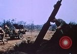 Standbild Artillerie Beschuss Iwo Jima, 1945, aus Sekunde 50 historischem Filmmaterial Videoclip 65675029326