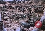 Standbild Flammenwerfer Iwo Jima, 1945, aus Sekunde 15 historischem Filmmaterial Videoclip 65675029327