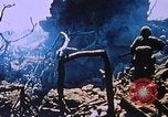 Standbild Flammenwerfer Iwo Jima, 1945, aus Sekunde 23 historischem Filmmaterial Videoclip 65675029327