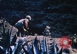 Standbild Flammenwerfer Iwo Jima, 1945, aus Sekunde 30 historischem Filmmaterial Videoclip 65675029327