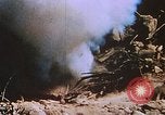 Standbild Flammenwerfer Iwo Jima, 1945, aus Sekunde 40 historischem Filmmaterial Videoclip 65675029327