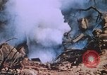 Standbild Flammenwerfer Iwo Jima, 1945, aus Sekunde 42 historischem Filmmaterial Videoclip 65675029327