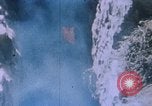 Standbild Flammenwerfer Iwo Jima, 1945, aus Sekunde 48 historischem Filmmaterial Videoclip 65675029327