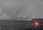 Standbild Allied Naval attack Leyte Philippinen, 1944, aus Sekunde 32 historischem Filmmaterial Videoclip 65675029329
