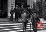 Image délégués posent Genève Suisse, 1926, de la seconde 8 séquences d'archives historiques vidéo 65675029378