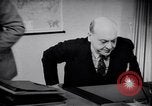 Standbild Rechtliche Hinweise Genf Schweiz, 1937, aus Sekunde 18 historischem Filmmaterial Videoclip 65675029404