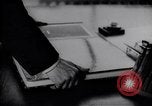 Standbild Rechtliche Hinweise Genf Schweiz, 1937, aus Sekunde 26 historischem Filmmaterial Videoclip 65675029404