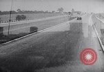 Standbild Steam Train Genf Schweiz, 1937, aus Sekunde 39 historischem Filmmaterial Videoclip 65675029408