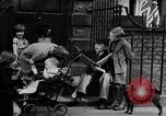 Standbild Slums in England Hong Kong Hafen und Drogen Vereinigtes Königreich, 1937, aus Sekunde 16 historischem Filmmaterial Videoclip 65675029409