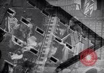Standbild Slums in England Hong Kong Hafen und Drogen Vereinigtes Königreich, 1937, aus Sekunde 23 historischem Filmmaterial Videoclip 65675029409