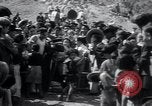 Image mystérieux cul-de-jatte man Guadalupe Mexique, 1932, de la seconde 54 séquences d'archives historiques vidéo 65675029420
