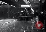 Standbild Hauptwasserleitung platzt Chicago Illinois USA, 1936, aus Sekunde 31 historischem Filmmaterial Videoclip 65675029431