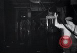 Standbild Hauptwasserleitung platzt Chicago Illinois USA, 1936, aus Sekunde 44 historischem Filmmaterial Videoclip 65675029431