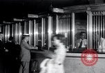 Standbild Hauptwasserleitung platzt Chicago Illinois USA, 1936, aus Sekunde 50 historischem Filmmaterial Videoclip 65675029431