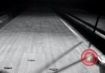 Immagine di Bowling New York United States USA, 1937, secondo 20 filmato di repertorio 65675029443