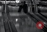 Immagine di Bowling New York United States USA, 1937, secondo 30 filmato di repertorio 65675029443