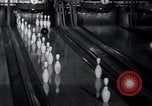 Immagine di Bowling New York United States USA, 1937, secondo 41 filmato di repertorio 65675029443