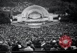 Standbild Ostern feiern Hollywood Los Angeles California USA, 1937, aus Sekunde 24 historischem Filmmaterial Videoclip 65675029448