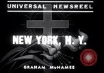 Standbild Ostern fashion parade New York United States USA, 1937, aus Sekunde 3 historischem Filmmaterial Videoclip 65675029450