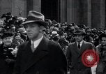 Standbild Ostern fashion parade New York United States USA, 1937, aus Sekunde 22 historischem Filmmaterial Videoclip 65675029450