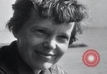 Image Amelia Earhart enregistrement vol solo Oakland California USA, 1935, de la seconde 27 séquences d'archives historiques vidéo 65675029459