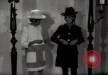 Immagine di Sera mini abiti Parigi Francia, 1967, secondo 7 filmato di repertorio 65675029473