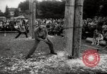 Immagine di Tree-chopping e concorsi di sezionatura Baviera Germania, 1967, secondo 6 filmato di repertorio 65675029474