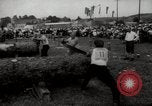 Immagine di Tree-chopping e concorsi di sezionatura Baviera Germania, 1967, secondo 16 filmato di repertorio 65675029474