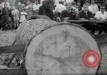 Immagine di Tree-chopping e concorsi di sezionatura Baviera Germania, 1967, secondo 20 filmato di repertorio 65675029474