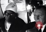 Immagine di Viste dal bus in movimento di Little Rock Arkansas Little Rock Arkansas USA, 1963, secondo 23 filmato di repertorio 65675029476