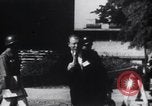 Standbild Arkansas National Guard unter Faubus blockieren Schule Integration Little Rock Arkansas USA, 1957, aus Sekunde 9 historischem Filmmaterial Videoclip 65675029477