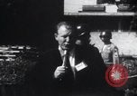 Standbild Arkansas National Guard unter Faubus blockieren Schule Integration Little Rock Arkansas USA, 1957, aus Sekunde 31 historischem Filmmaterial Videoclip 65675029477