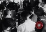 Standbild Arkansas National Guard unter Faubus blockieren Schule Integration Little Rock Arkansas USA, 1957, aus Sekunde 51 historischem Filmmaterial Videoclip 65675029477