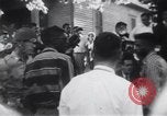 Standbild Arkansas National Guard unter Faubus blockieren Schule Integration Little Rock Arkansas USA, 1957, aus Sekunde 52 historischem Filmmaterial Videoclip 65675029477